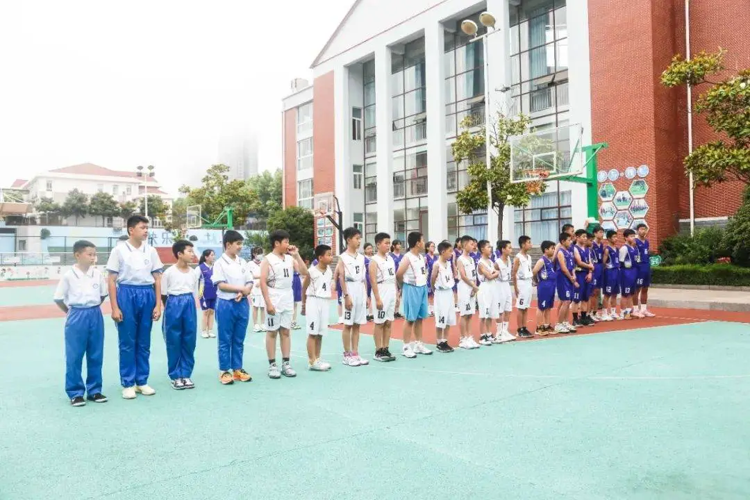 为什么篮球教练要不断改进训练方法_1